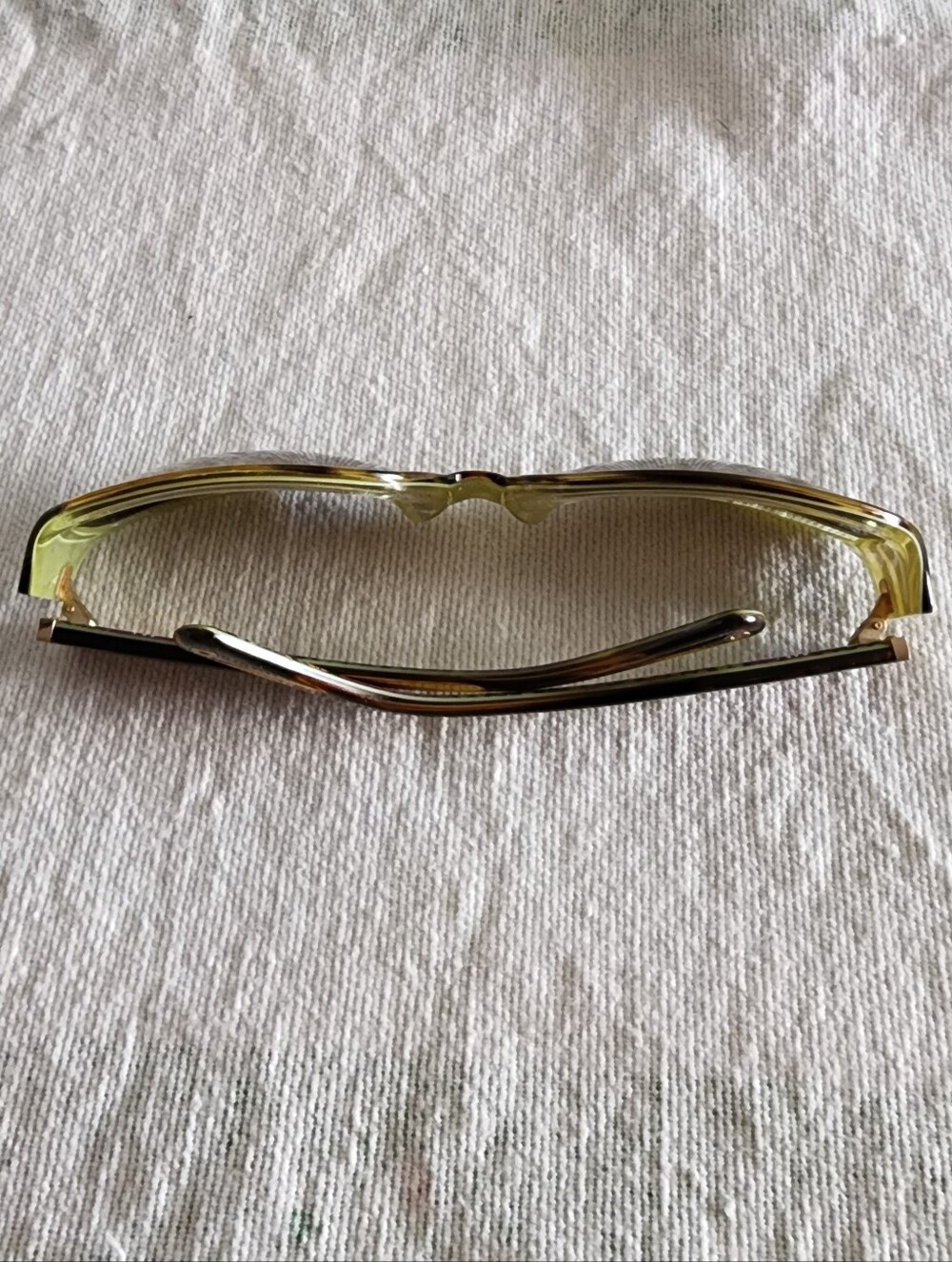 Coach Sunglasses - Picture 6 of 8